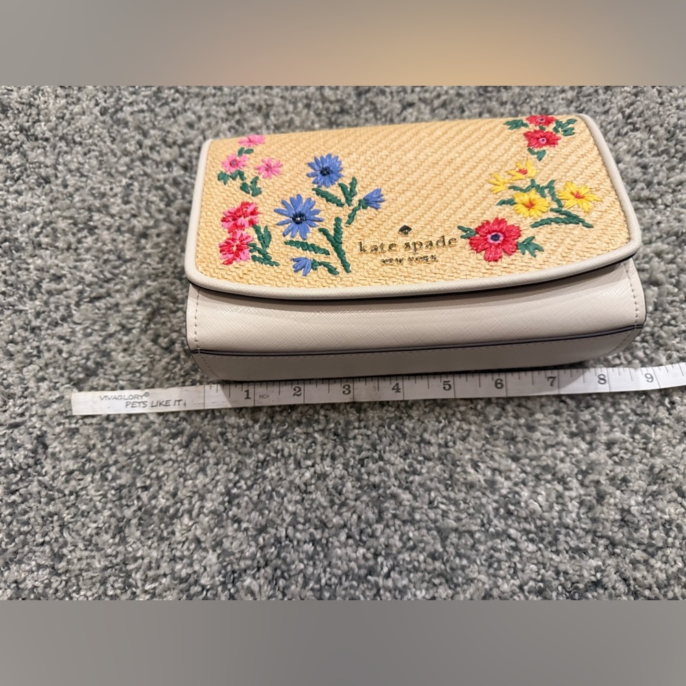 kate spade Cream Floral Embroidered Straw Crossbody - Picture 9 of 10